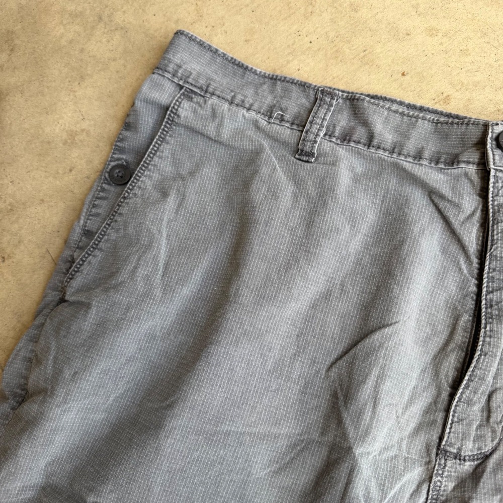 Vans Chino Shorts Mens 38 Gray Plaid Cotton Casual Skater Streetwear Everyday - Picture 11 of 12